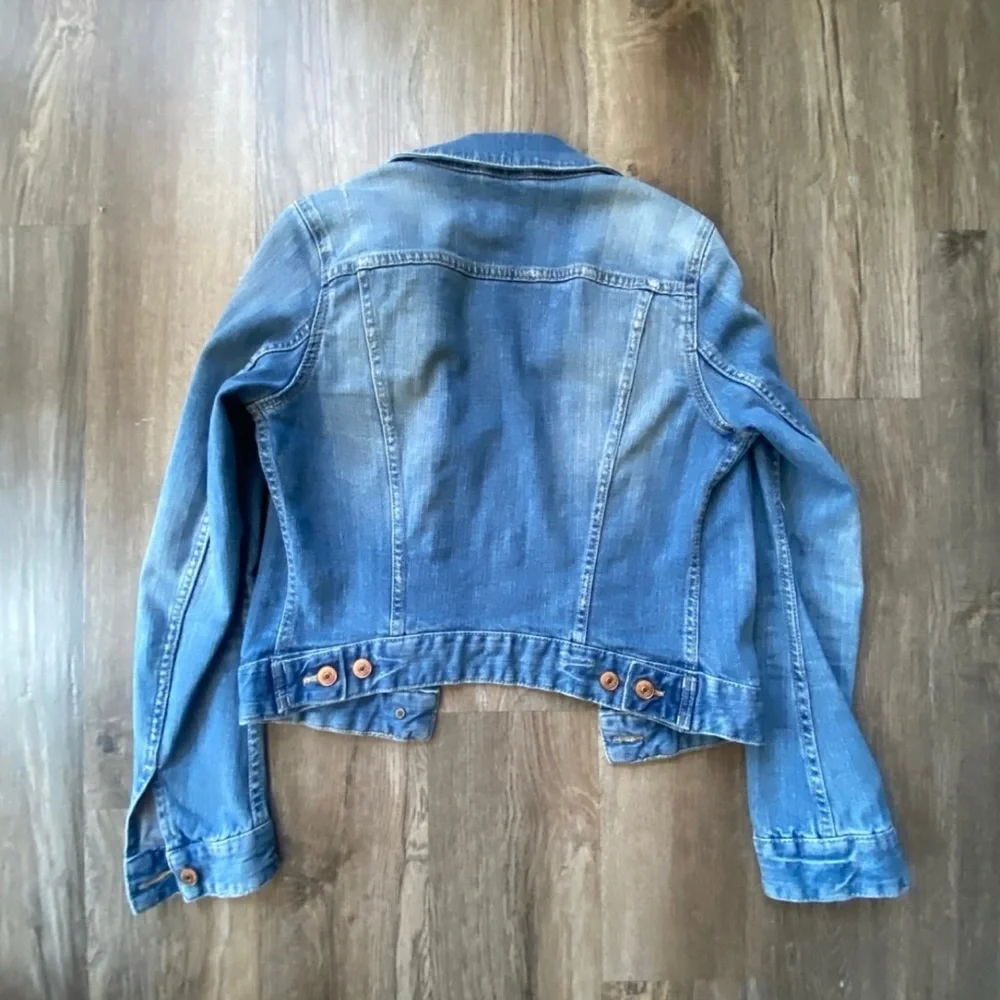 H&M Distressed Jean Jacket - Picture 2 of 8